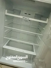  3 ثلاجة LG سعة 427 ليتر في حالة جيده جدا مثل الجديد وبسعر مغري جدا .  LG refrigerator 427 litre same