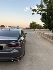  31 ‏نظيفة جدا جدا Lexus ES 350  2019