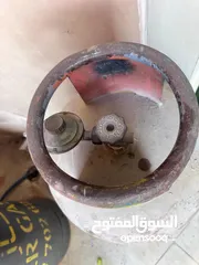  2 Al Manazel gas cylinder