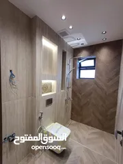  12 شقة فاخرة لم تسكن بعد