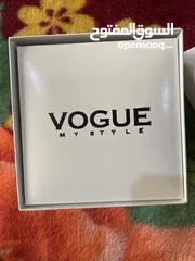  1 ساعة نوع VOGUE