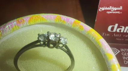  11 خاتم ذهب ابيض 3 فصوص ألماس من دماس - one 18k White and pink gold ring Three Natural Diamonds