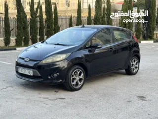  4 فورد فيستا