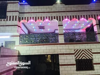  1 بيت للبيع بداعي السفر الموقع المفرق بلعما الحي الشمالي بجانب مسجد خالد بن الوليد  المالك الشيخ ماجد