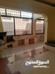  19 شقه في شميساني للبيع بسعر مناسب