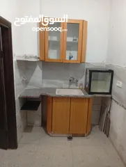  2 شقه للايجار بالقرب من ساحه المهد
