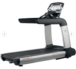  5 Treadmill Life Fitness 95T ه5000 AED