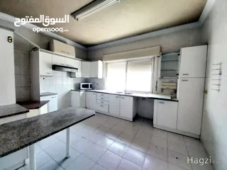  11 شقه للايجار منطقه الدوار الرابع ( Property 32672 ) سنوي فقط