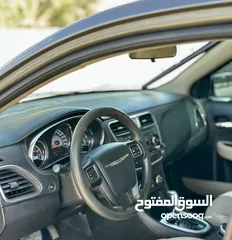  4 كرايسر 200c  للبيع