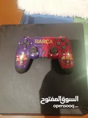  1 بليستيشن 4 مستعمل مع يد كوبي
