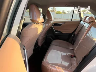  2 Toyota Rav4 model 2022 under warranty