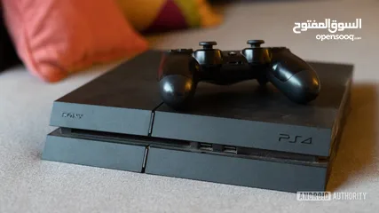  3 Home gamss اجهزه ps4 مستعمل بحاله الوكاله مع كفاله