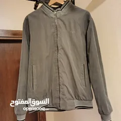  1 جاكيت ALVIN الاصلي دبل فيس يلبس على الجهتين الجكيت مستعمل استعمال خفيف وبحال الجديد