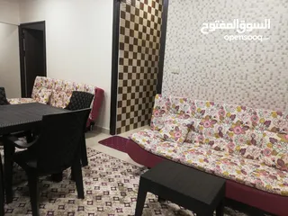  19 شقة طابق ارضي سوبر ديلكوس كما يوجد غرف مفروشة لطلاب الطب قرب مستشفى السلط الجديد
