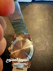  4 ساعه victorinox بحاله الوكاله xl