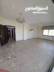  26 روف مميز - دير غبار - 3نوم 1ماستر - 200م - ترس بإطلالــــه بانوراما