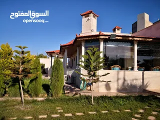  1 فيلا مميزه في منجا قرب طريق عمان مادبا