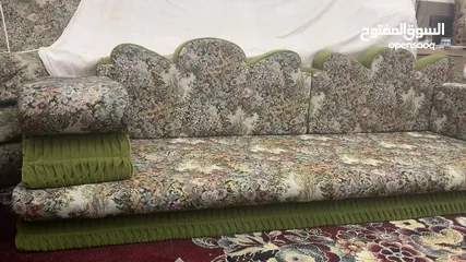  1 للبيع جلسة عربية خليجية فاخرة وجودة عالية!