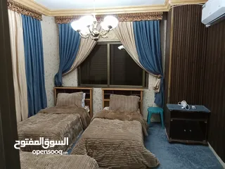  1 بيت مستقل على المطل (طابق واحد) مفروش/ للايجار يومي واسبوعي على الشارع مباشرة بمنطقة هادئة وراقية