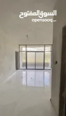  1 شقة للبيع شبه جاهزة بسعر مغري