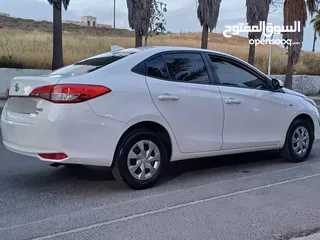 3 تويوتا يارس 2019   ماتور 1500cc بسعر 11500 دينار  الشكل الجديد فحص كامل 7 جيد بدون ملاحظات او قصعات