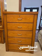  8 غرفة نوم ماستر فخمة في جبل الحسين .مستعمل بحال الوكالة 6 قطع خشب لاتيه وزااان ممتازة ونضيفة