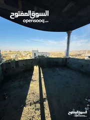  11 بيت مستقل للبيع