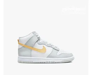  4 Wmns Nike Dunk High