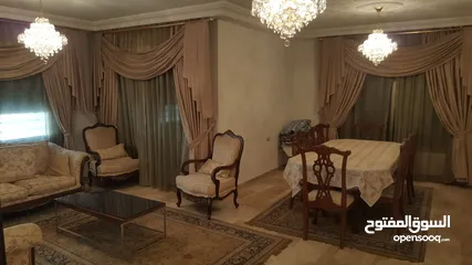  3 Flat / Apartment in Al Rabiah 4 Master Bedrooms  شقة لليجار في الرابية، فخمة و مأثثة و كبيرة 210 متر