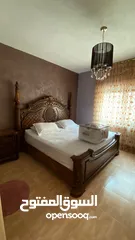  10 شقة مفروشة للإيجار طابق أرضي بام السماق 300 م داخلي 170 م وترس امامي 30 م وحديقة 100م