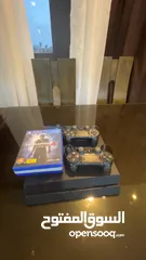 1 بلايستيشن 4 مستعمل بحاله ممتازه