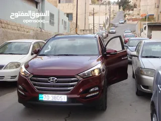  2 هيونداي تو سان للإيجار