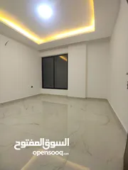  16 شقة للبيع ارضي معلق خلدا إشارة البشيتي قرب المدارس الجزيرة البنات