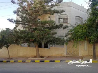  1 منزل مستقل مفروش للايجار للطلاب الخليجيين او العائلات الخليجية فقط