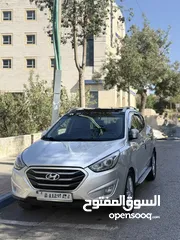  2 توسان فل الفل بنوراما ماتور 2000 ديزل جير اتومات بصمه