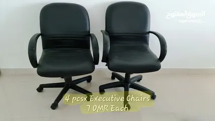  3 Excellent Condition Office Furniture for Sale.