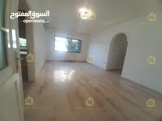  14 شقة فارغة للايجار دير غبار 200م