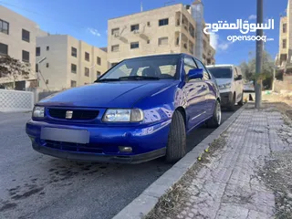  8 سيات.         .