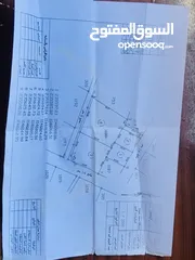  3 مخازن عدد 2 ونص للبيع