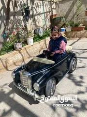  4 سيارة اطفال شحن ع البطارية