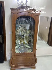  12 كنب ومطبخ للبيع مع برادي