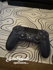  4 PS4 with mousepad and keyboard and 2 controller and everything and a timer