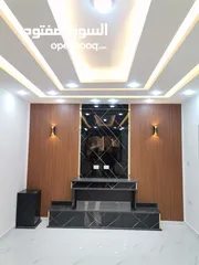  18 شقه 220 م دوبلكس مع رووف فاخره للبيع جنوب غرب دوار اللوازم لجامعه اليرموك