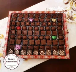  28 بكجات شوكولاه مصنوعة من أجود انواع الشوكولاته البلجيكيه لجميع المناسبات هدايا عيد الحب اعياد تخرج
