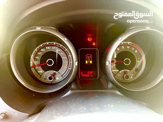  14 باجيرو بحالة الوكالة 3800cc ماشي 145 الف فقط