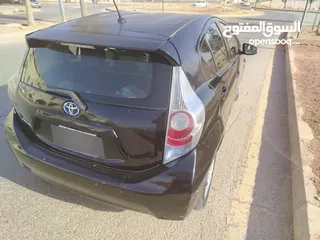  3 تويوتا بريوس سي موديل 2013 لون أسود بحالة جيده ترخيص جديد فحص مرفق السعر 6000 قابل للتفاوض للجادين
