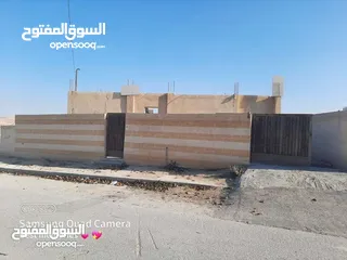  17 بيت للبيع ...قرية خالد خلف اسكان ماركا