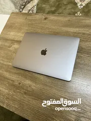  7 ماك بوك اير M1 بحالة الجديد مشحون 10 مرات  ولا خدش ولا نقرة