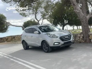  9 جب هونداي توسان 2014 دفع رباعي .هوك وصلة جر . فل اضافات بدون فتحة