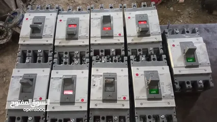  4 معدات صناعيه مشكله